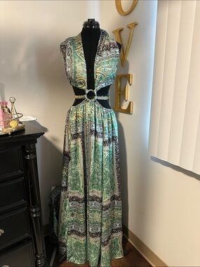 Paisley Halter Cutout Maxi Dress with Ring Accent - Green